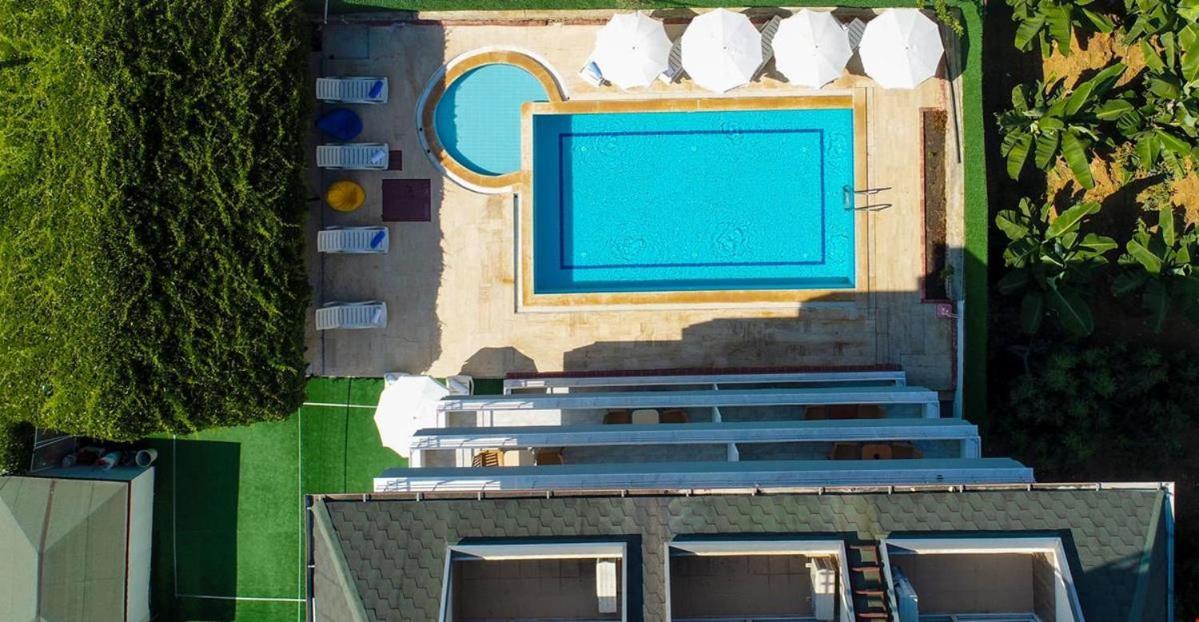 Azak Blue Otel Okurcalar Buitenkant foto