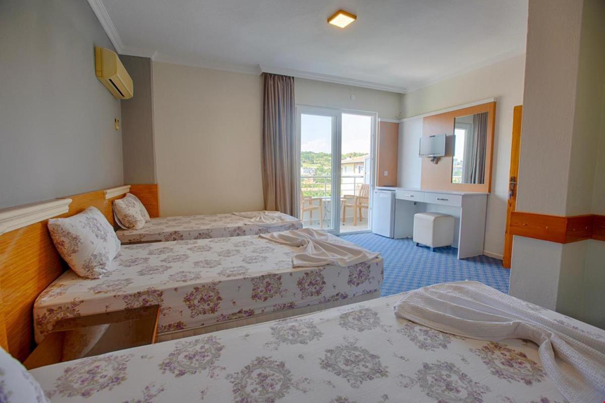 Azak Blue Otel Okurcalar Buitenkant foto